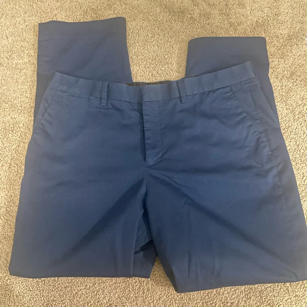 Express Men's Navy Chinos - Picture 2 of 5